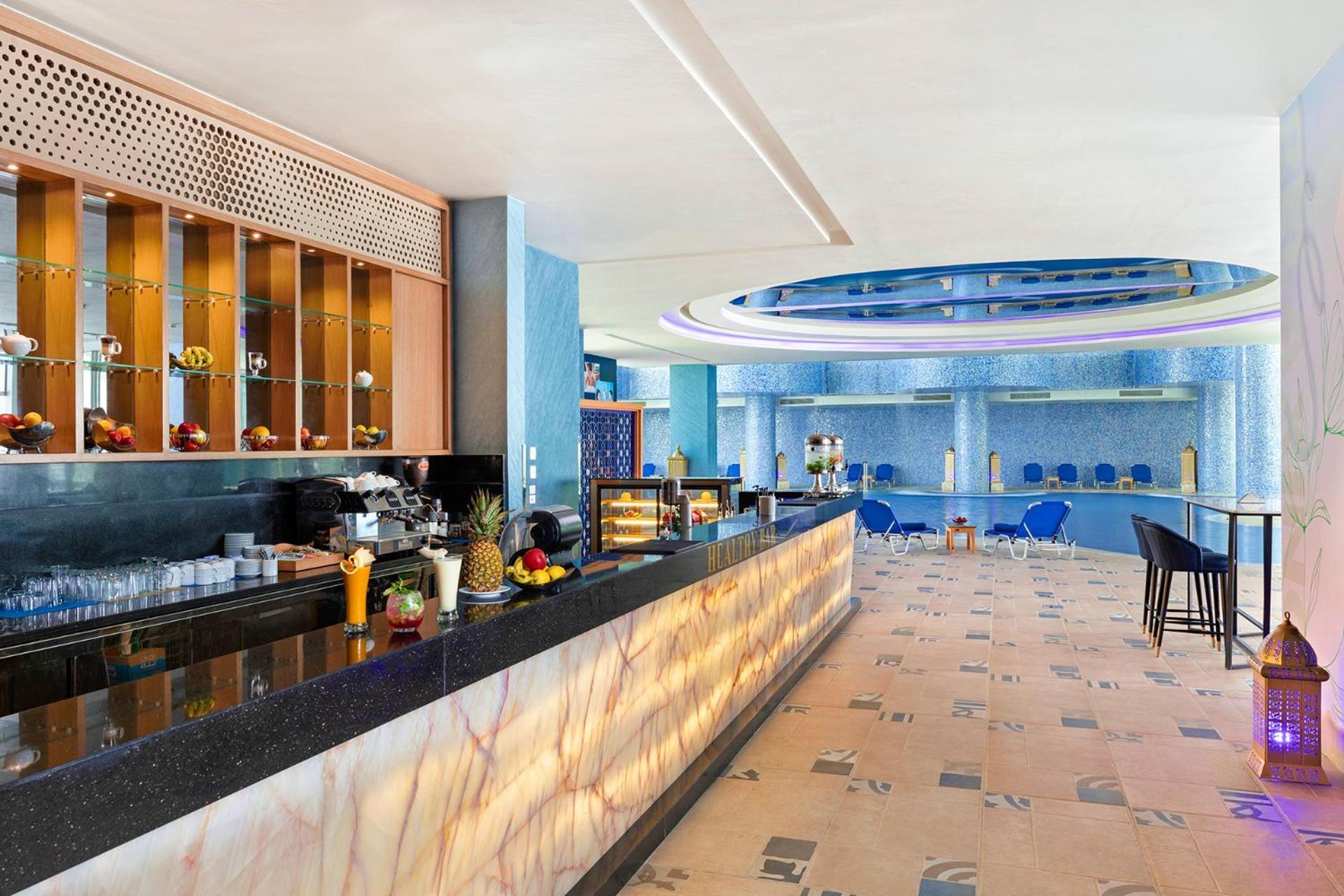 Pickalbatros Blu Spa Resort - Adults Friendly 16 Years Plus- Ultra All-Inclusive Hurghada Zewnętrze zdjęcie The bar at the Westin Maldives